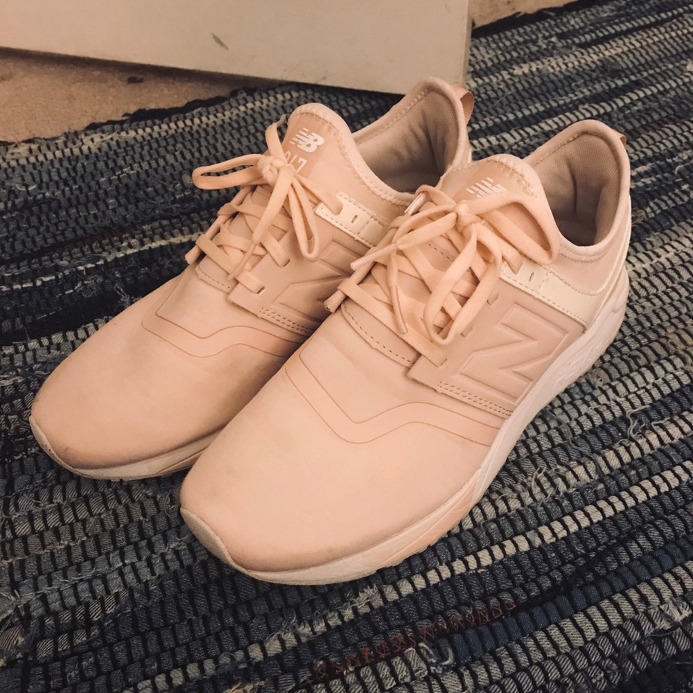 Pink New Balance Tennis Shoes